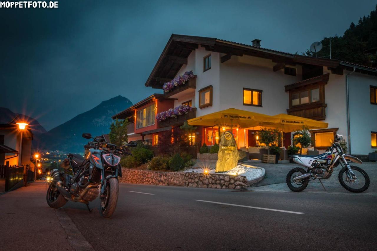 Das Sonnleiten Ski- Und Motorradhotel Bruck Im Zillertal Брук-ам-Циллер Экстерьер фото