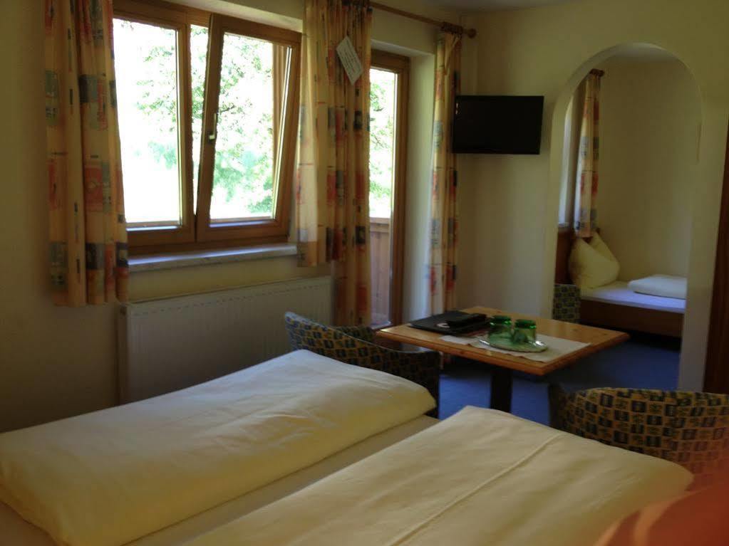 Das Sonnleiten Ski- Und Motorradhotel Bruck Im Zillertal Брук-ам-Циллер Экстерьер фото